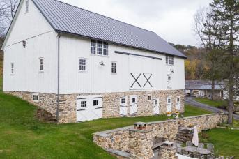 Barn restored by Stable Hollow Construction